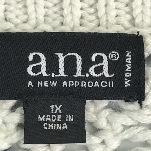 A.N.A brand Ladies Green & White Sweater - Picture 9 of 10